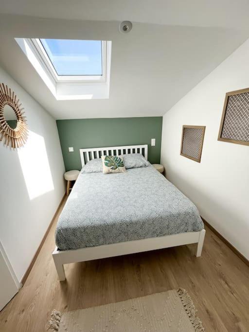 Duplex Centre Ville - 50M De La Plage - Clim - Garage - Netflix Le Grau-du-Roi Bagian luar foto