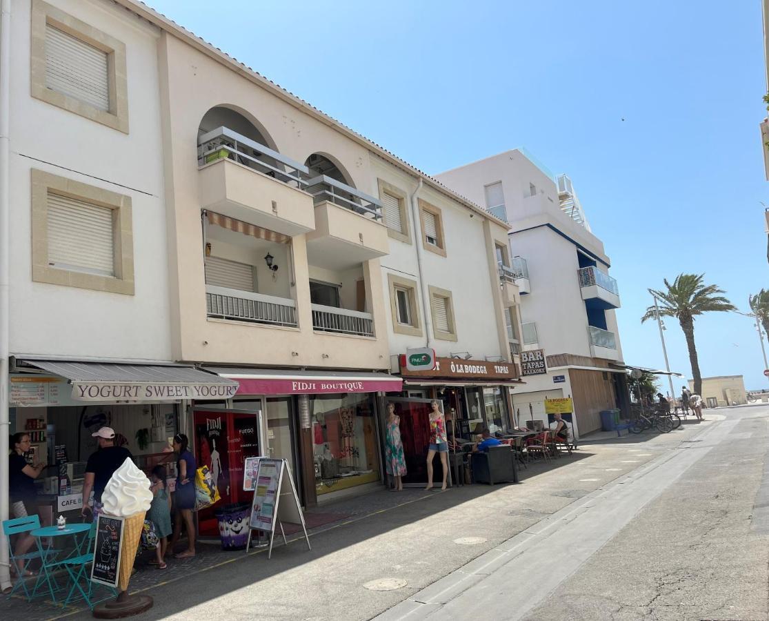 Duplex Centre Ville - 50M De La Plage - Clim - Garage - Netflix Le Grau-du-Roi Bagian luar foto